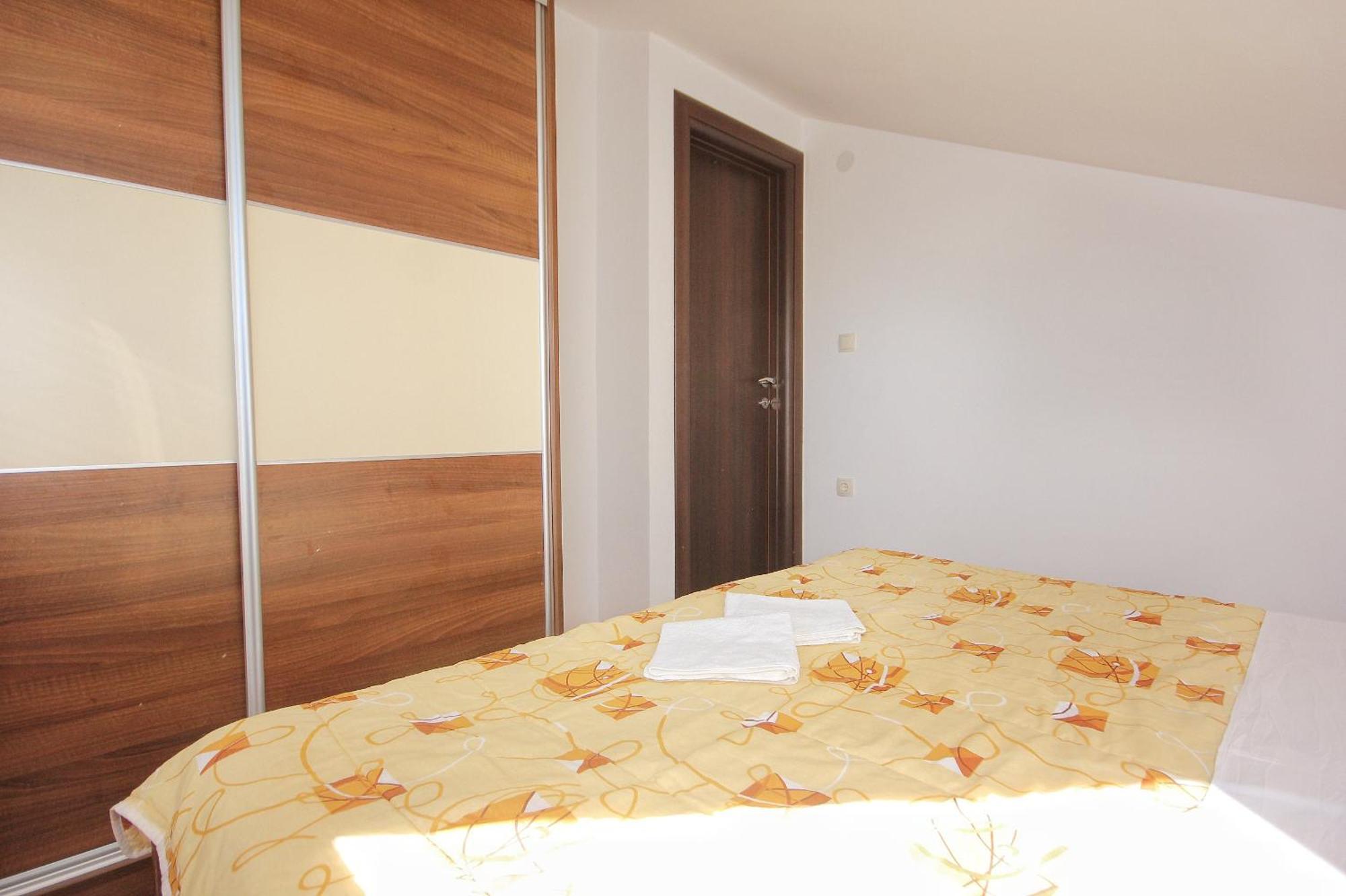Apartments By The Sea Vlasici, Pag - 9324 部屋 写真