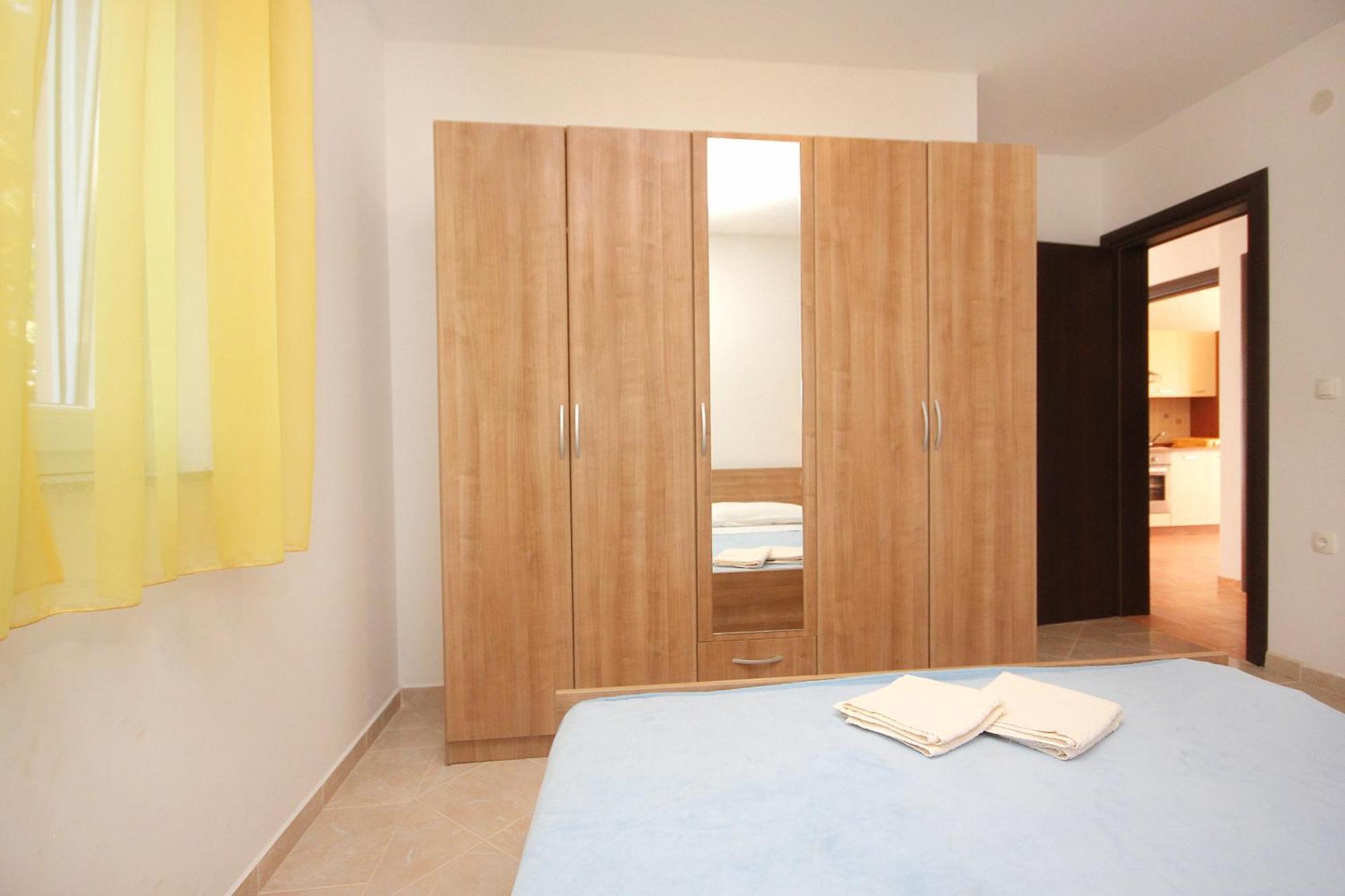 Apartments By The Sea Vlasici, Pag - 9324 部屋 写真
